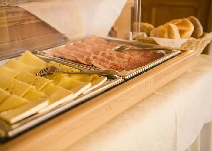 Daniel Πανσιόν 3*